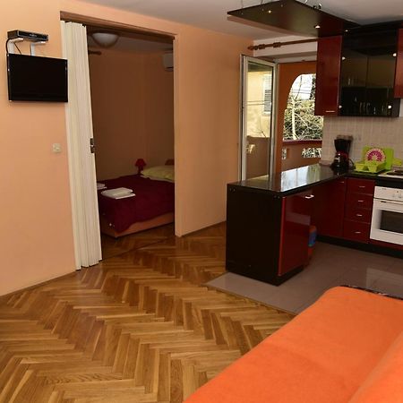 Apartments Ivka Малинска Экстерьер фото