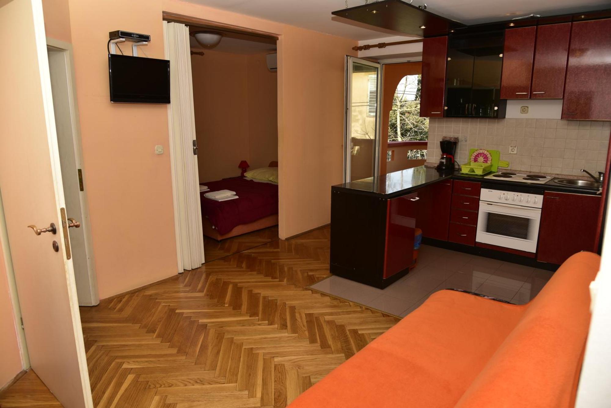 Apartments Ivka Малинска Экстерьер фото