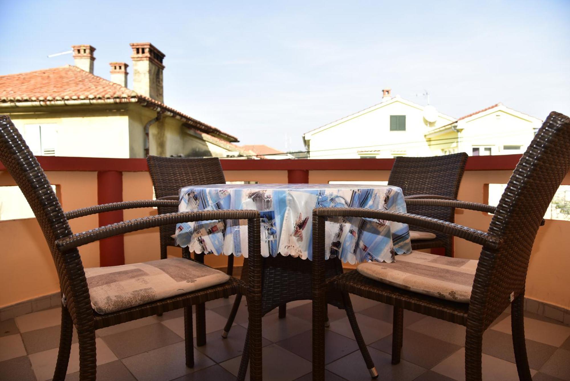 Apartments Ivka Малинска Экстерьер фото