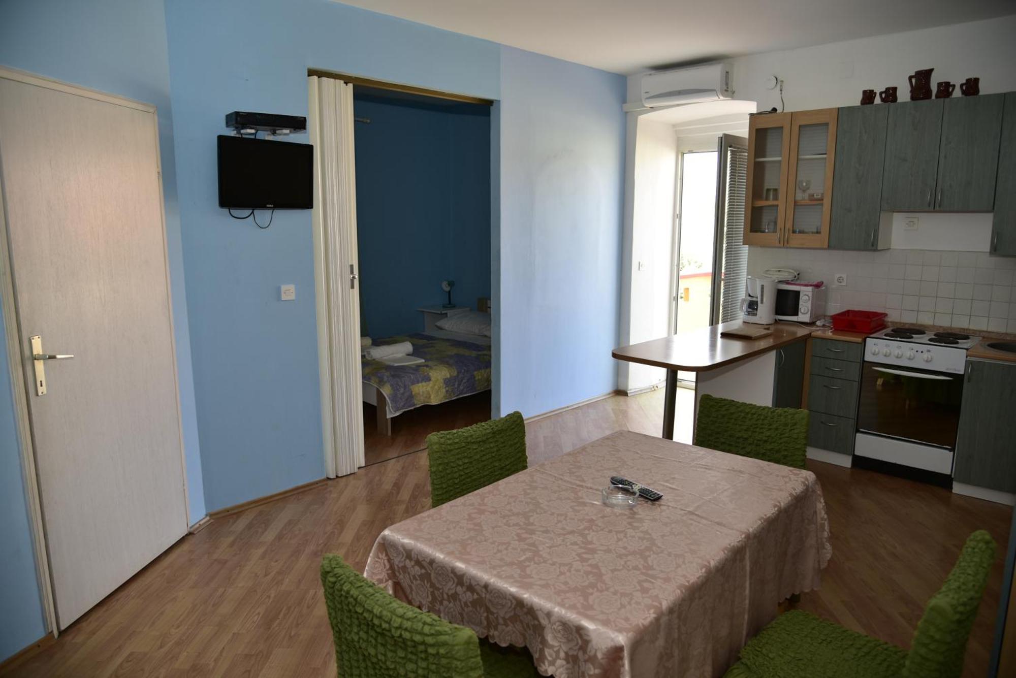 Apartments Ivka Малинска Экстерьер фото