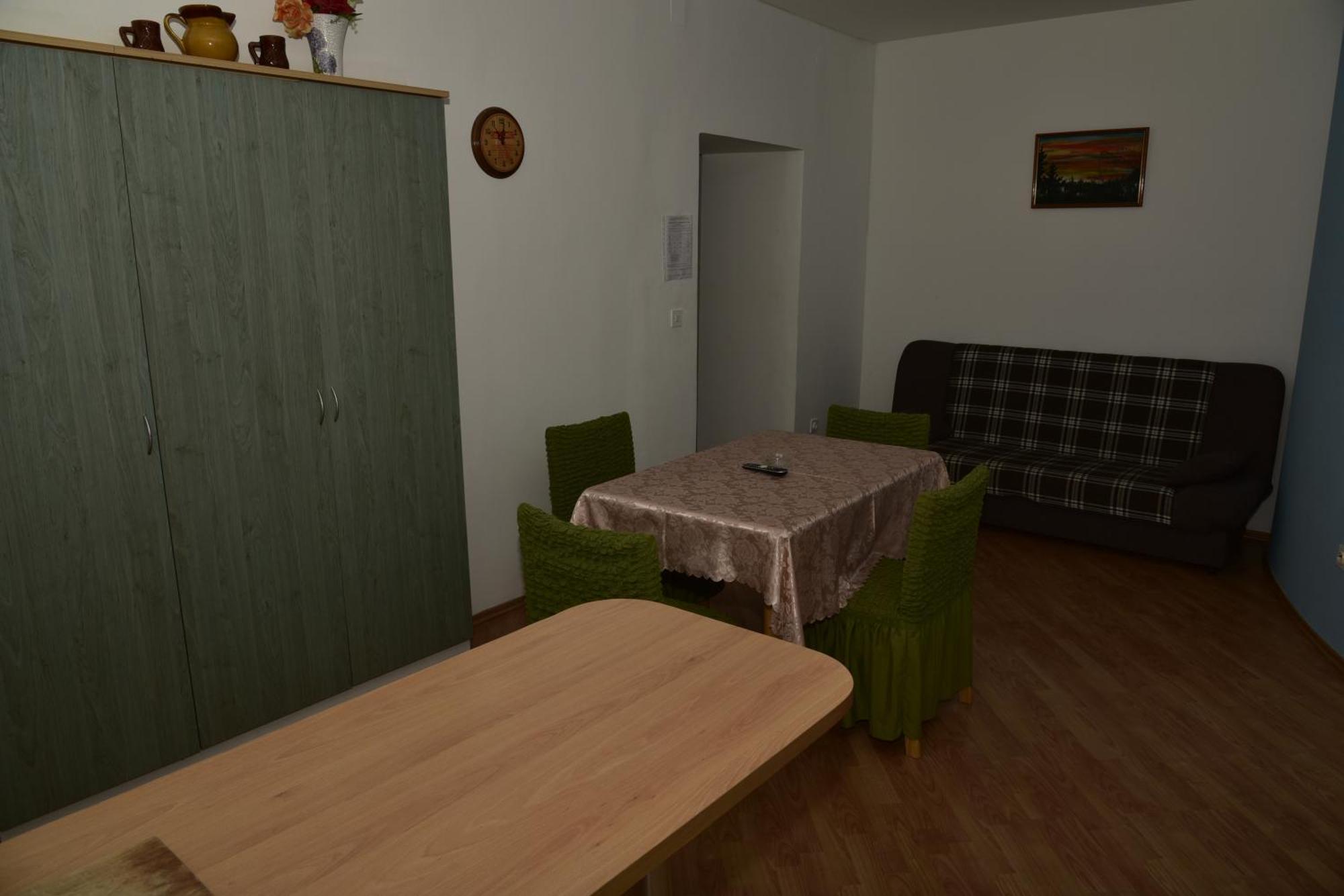 Apartments Ivka Малинска Экстерьер фото