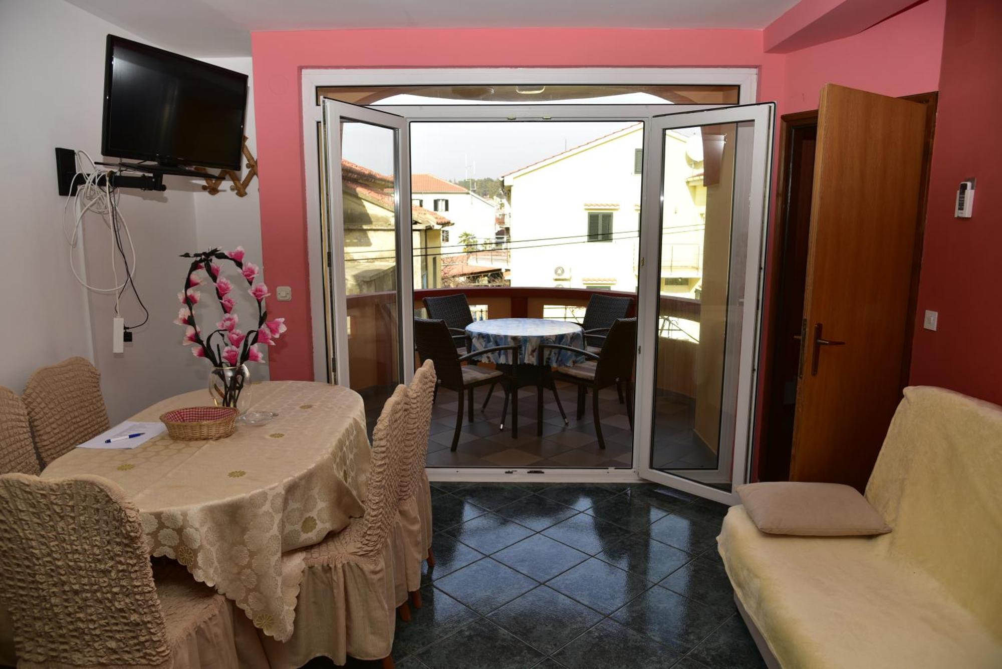 Apartments Ivka Малинска Экстерьер фото