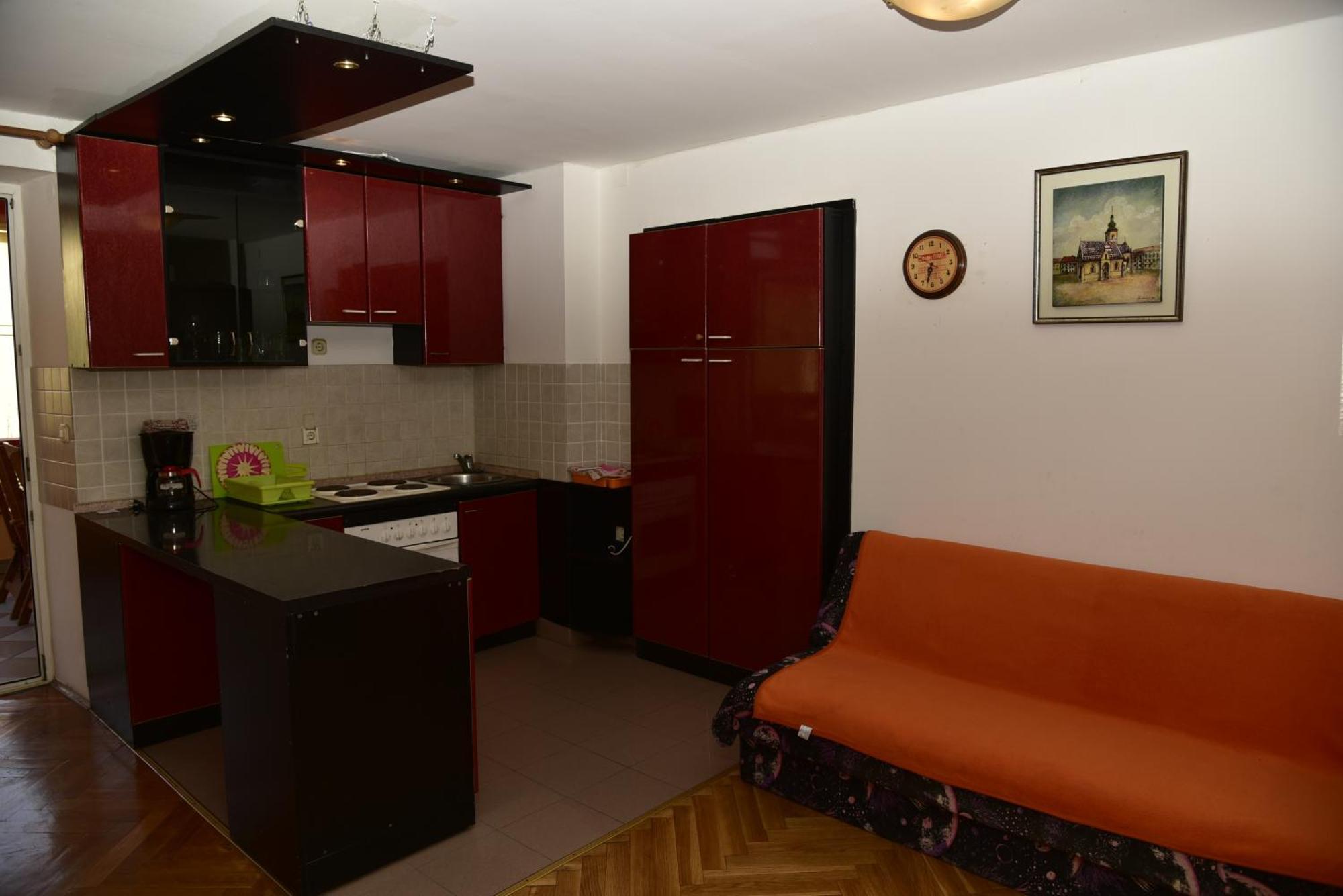 Apartments Ivka Малинска Экстерьер фото